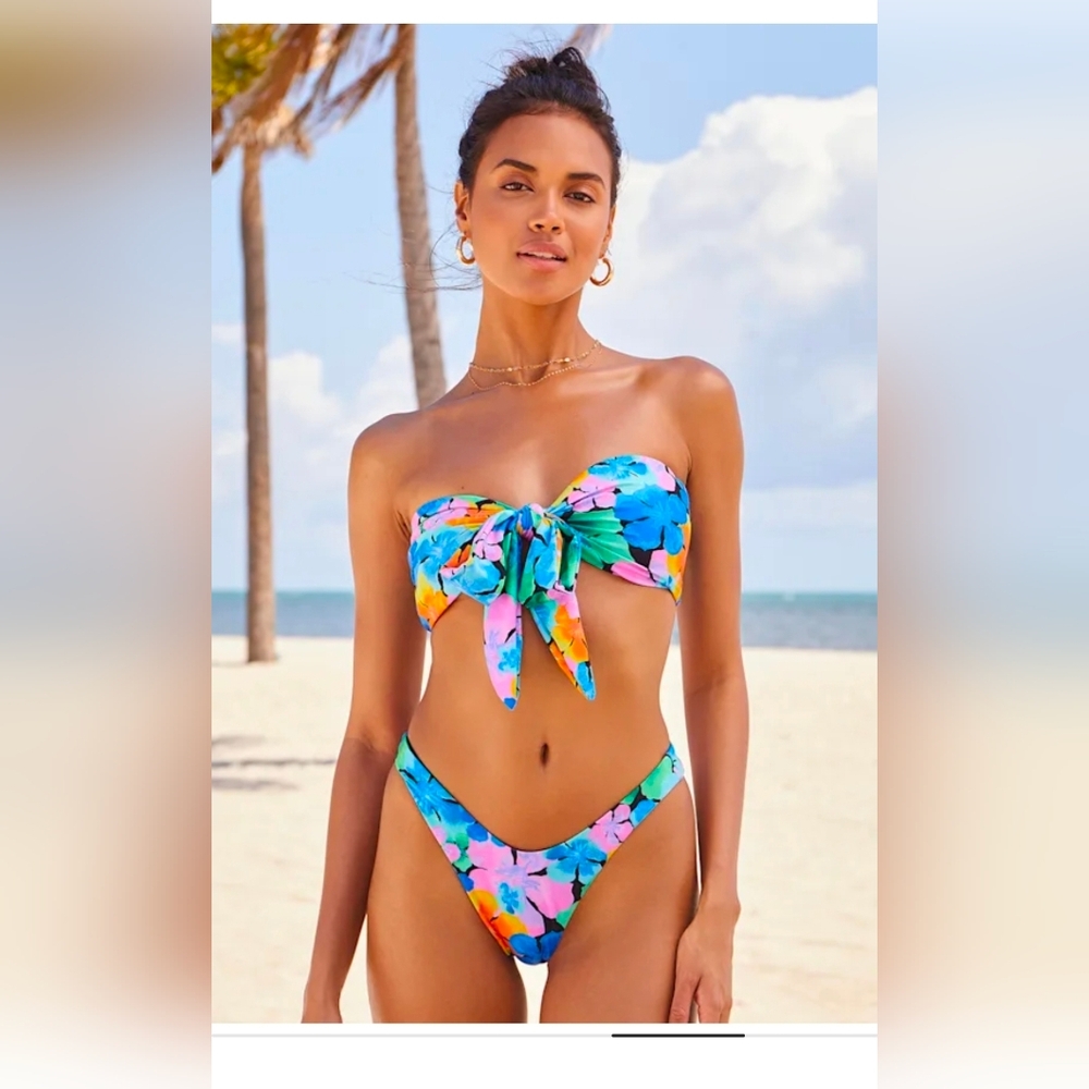 Lulu's XL Nova Blue Multi Floral Print Bikini‎ BOTTOMS ONLY - Picture 4 of 5